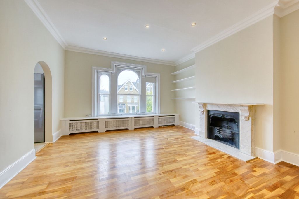 Property photo 2 of 10 Photo 5