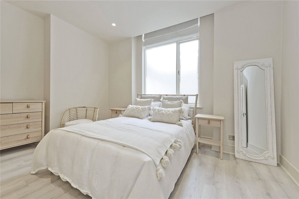 Property photo 2 of 10 Picture No. 47