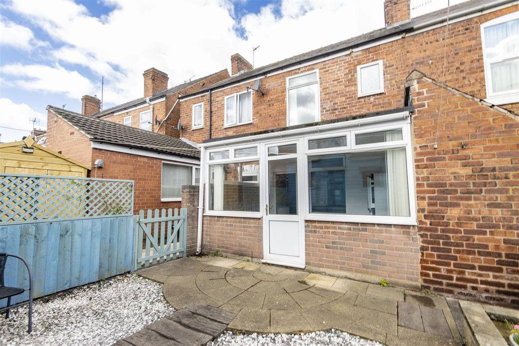 Property photo 2 of 12
