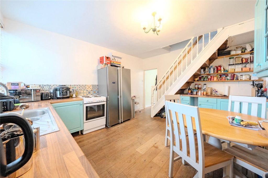 Property photo 3 of 12 Dining Kitchen