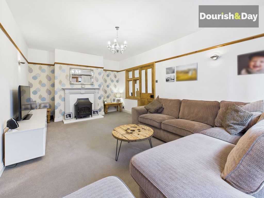 Property photo 3 of 20 Sitting Room