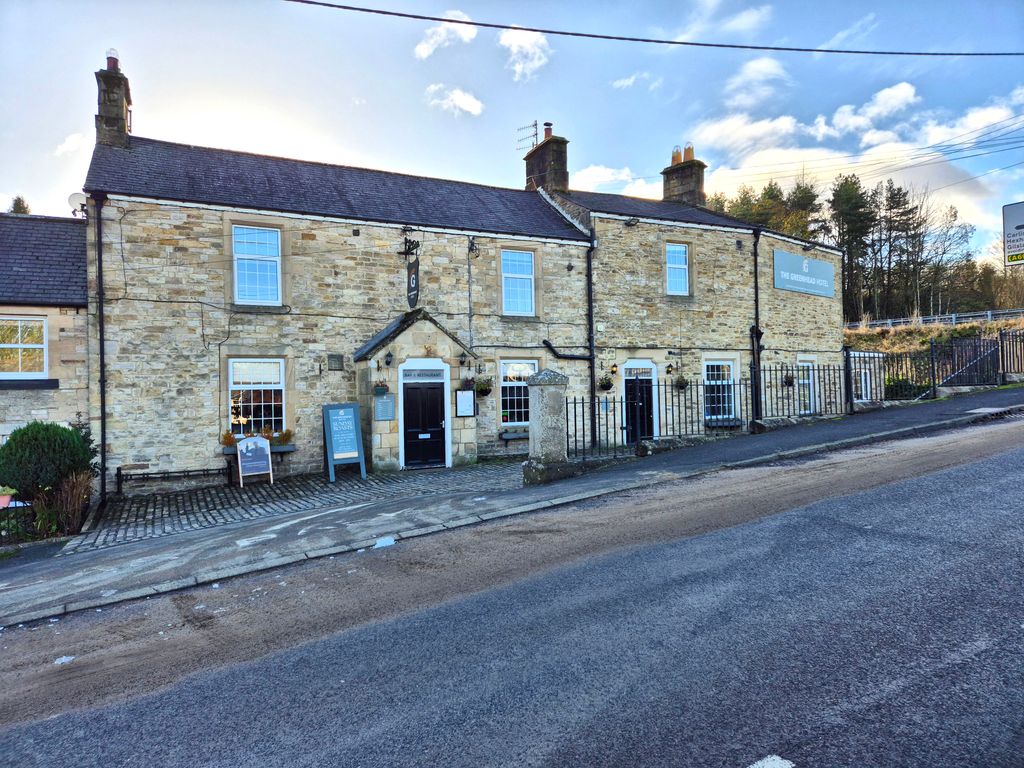 Property photo 2 of 38