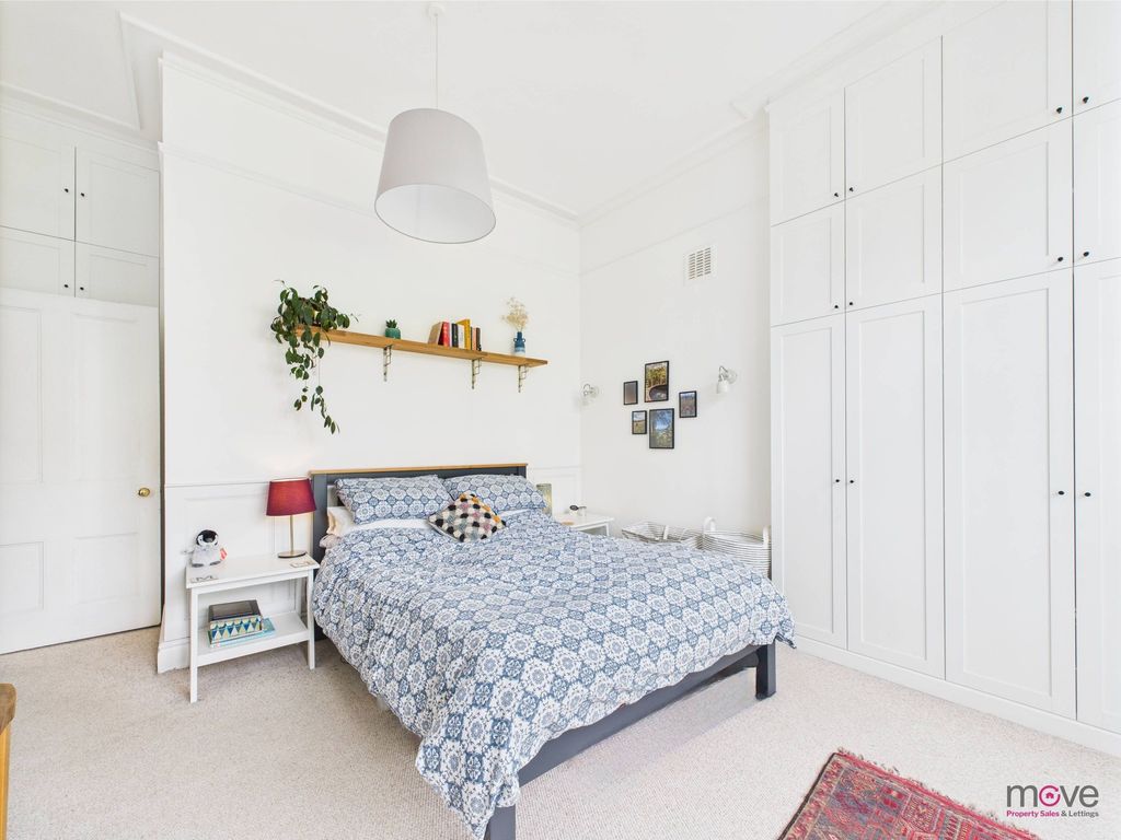 Property photo 3 of 23