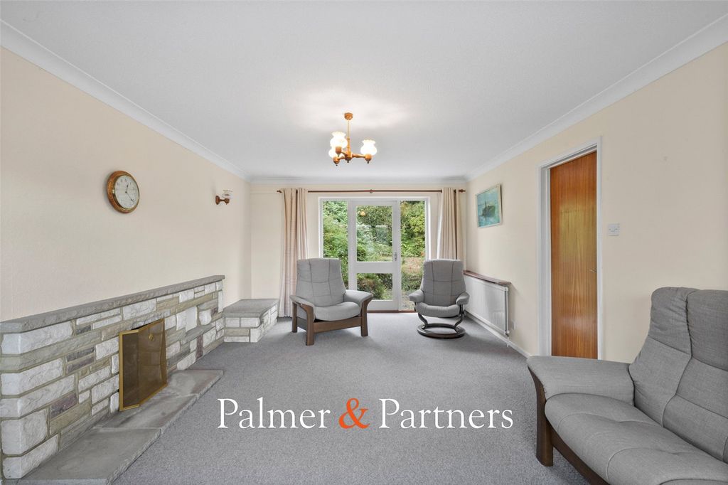 Property photo 2 of 23 Picture No. 03