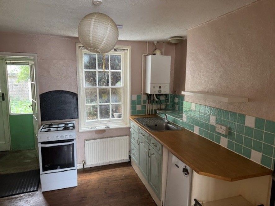 Property photo 3 of 7