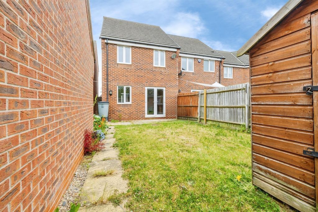 Property photo 2 of 17
