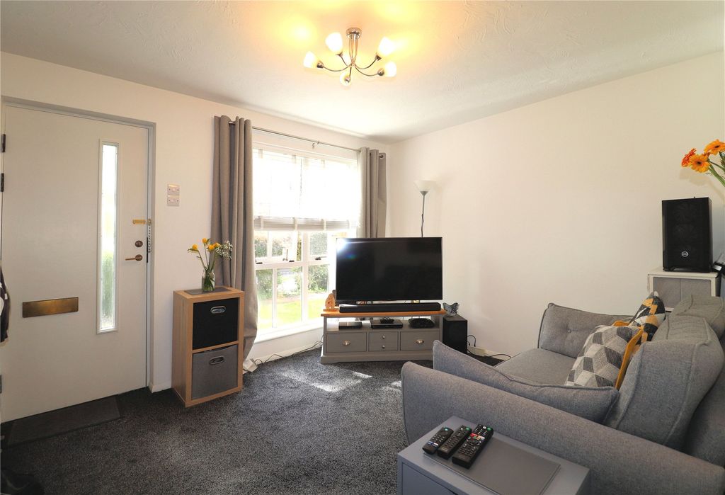 Property photo 2 of 7 Picture No. 10