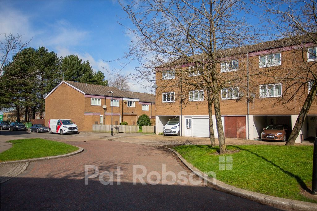 Property photo 1 of 8 Picture 1