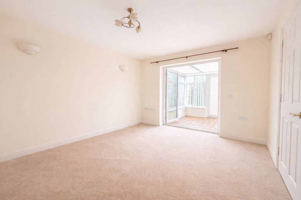 Property photo 2 of 14 2 - Picture No. 26