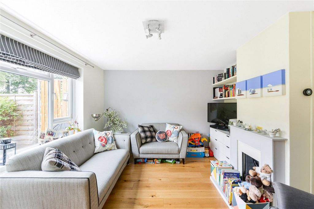 Property photo 1 of 9 Reception