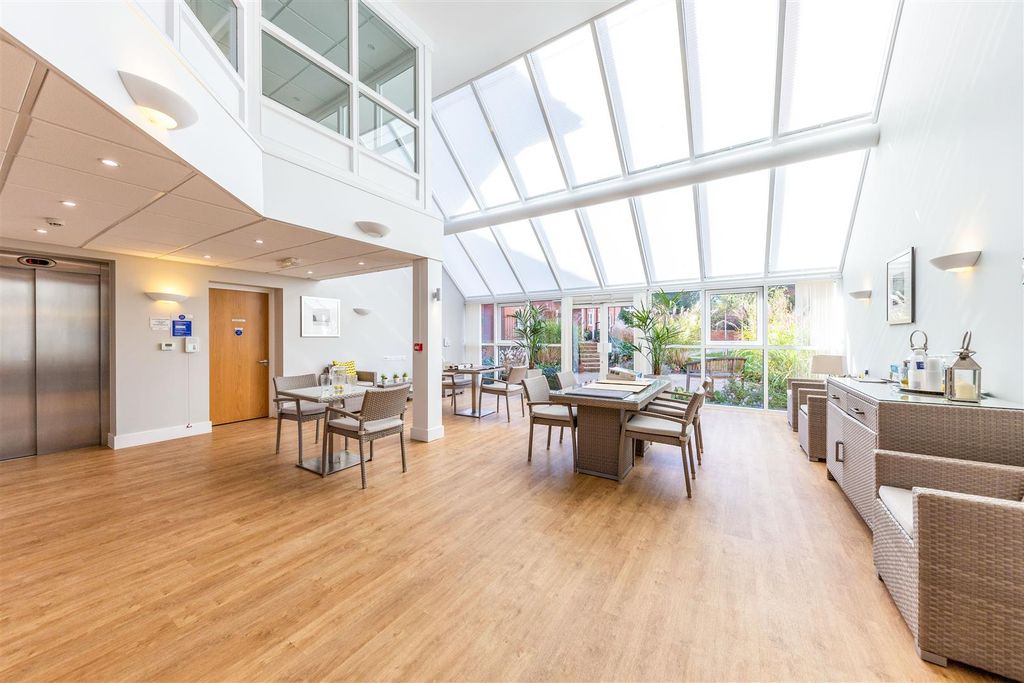 Additional image 28 of 1 bed flat for salePark House, Old Park Road, Hitchin SG5