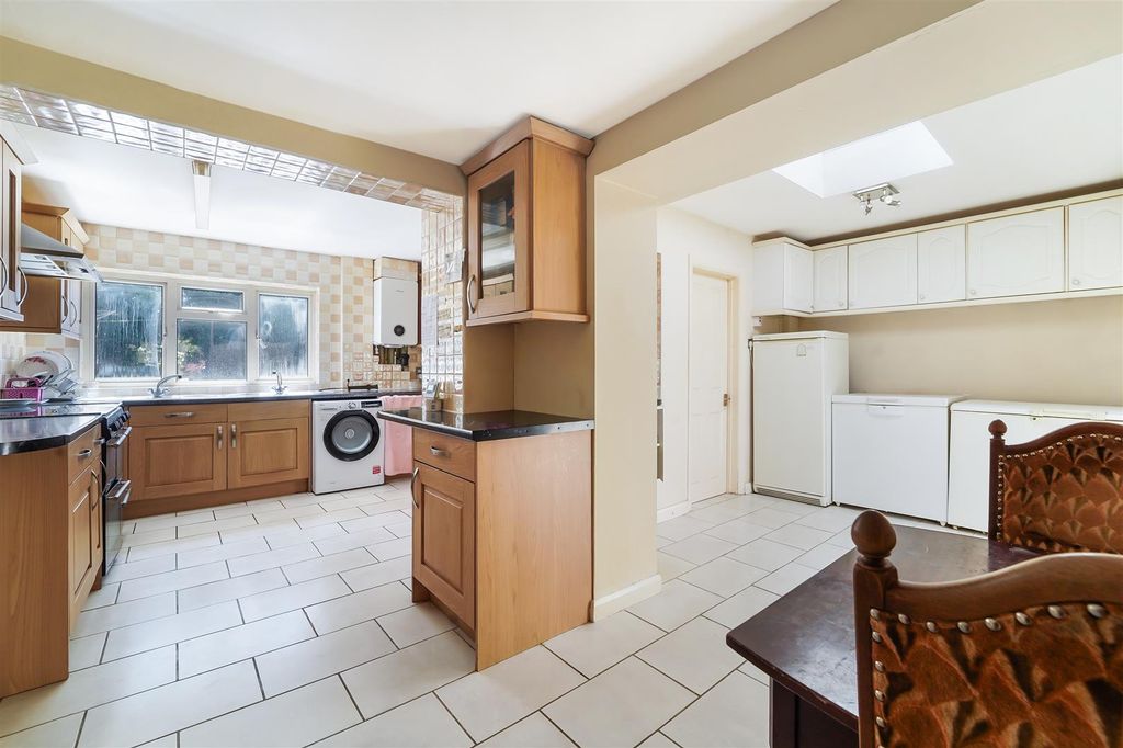 Property photo 3 of 20 Ferndale Road, 58 (12).Jpg
