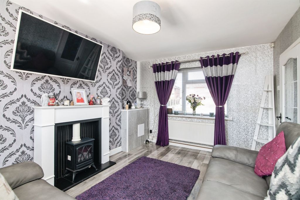 Property photo 2 of 14