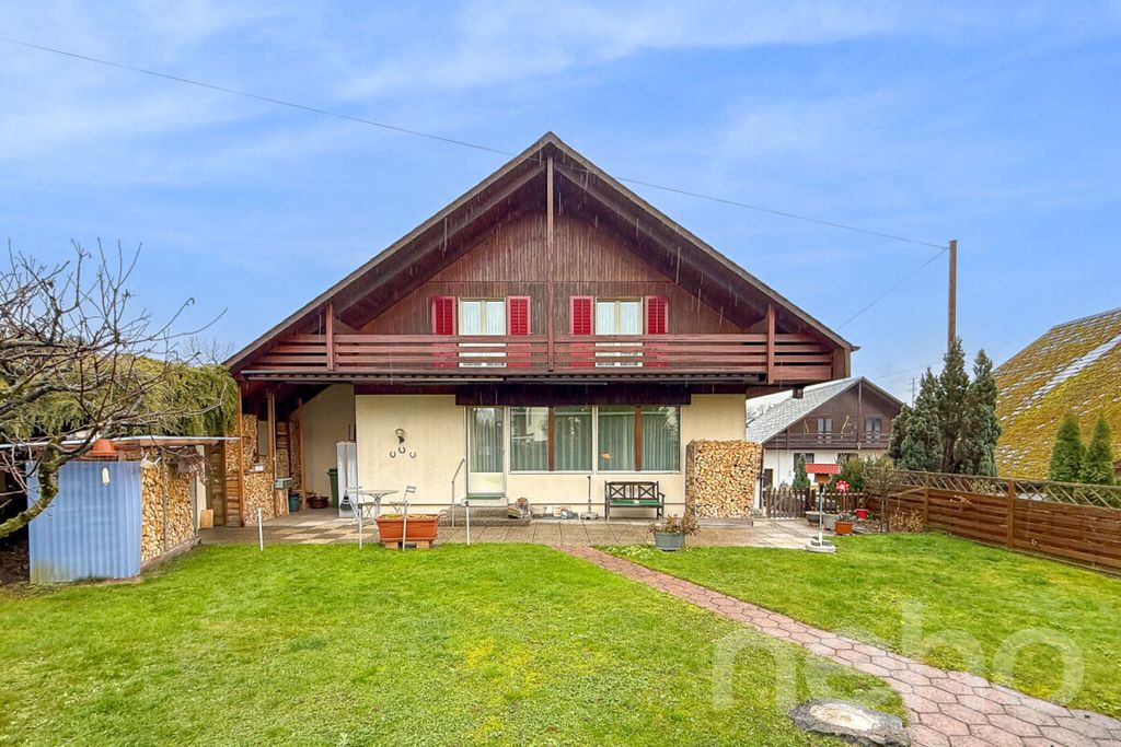 Property photo 2 of 12
