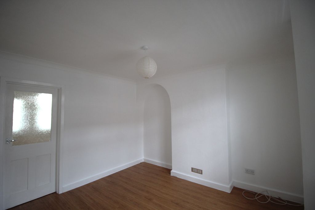 Property photo 2 of 10 Lounge
