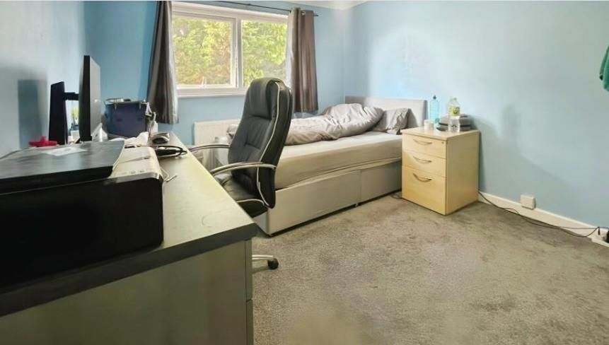 Property photo 3 of 5 Bedroom 2