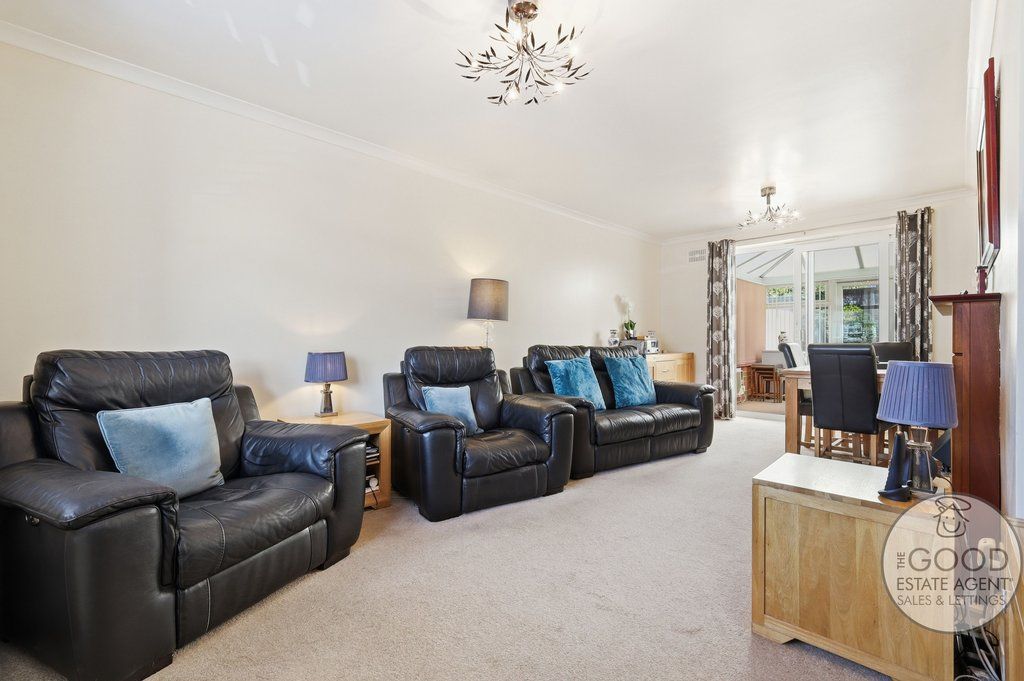 Property photo 2 of 20