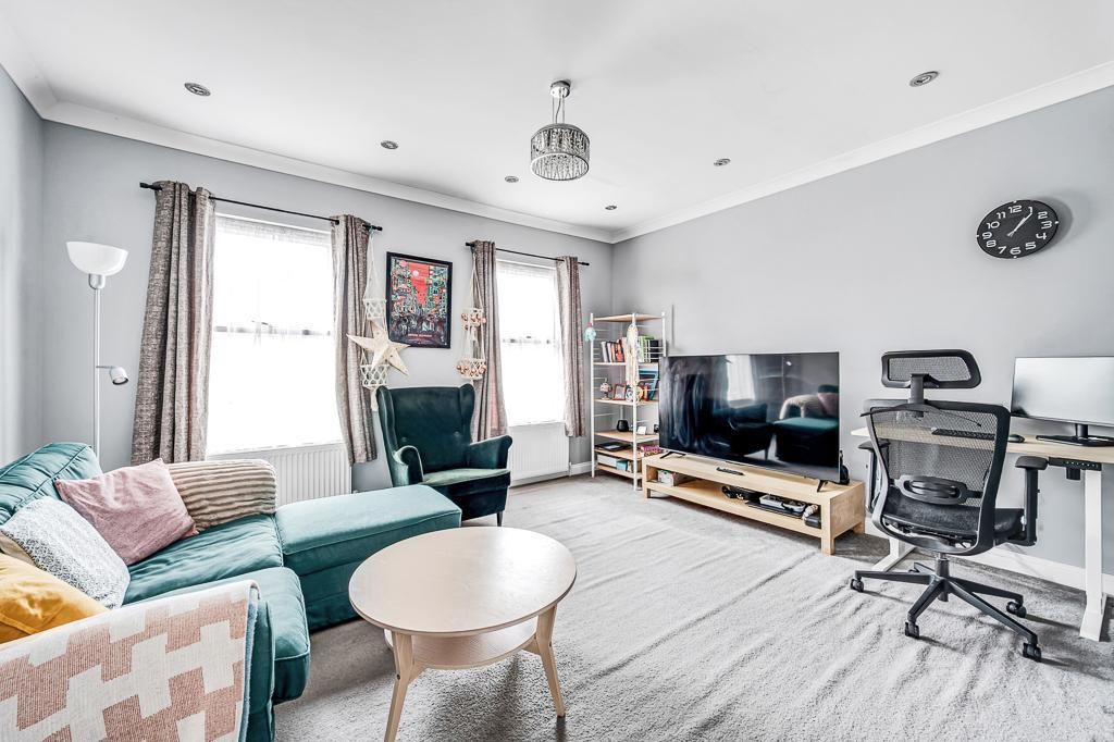 Property photo 2 of 10 Photo 2