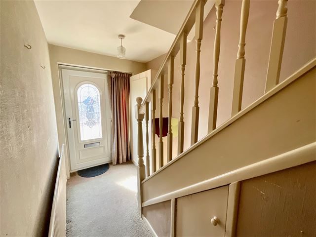 Property photo 2 of 21 Hallway
