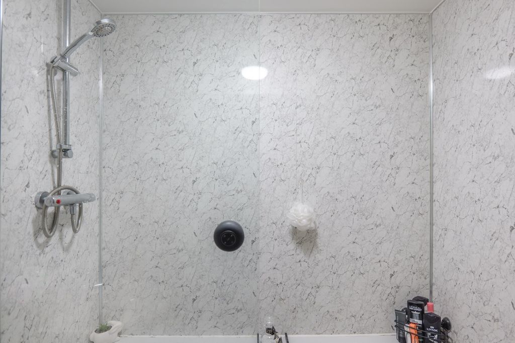 Additional image 7 of 2 bed flat for saleWheatley Court, Halifax HX2