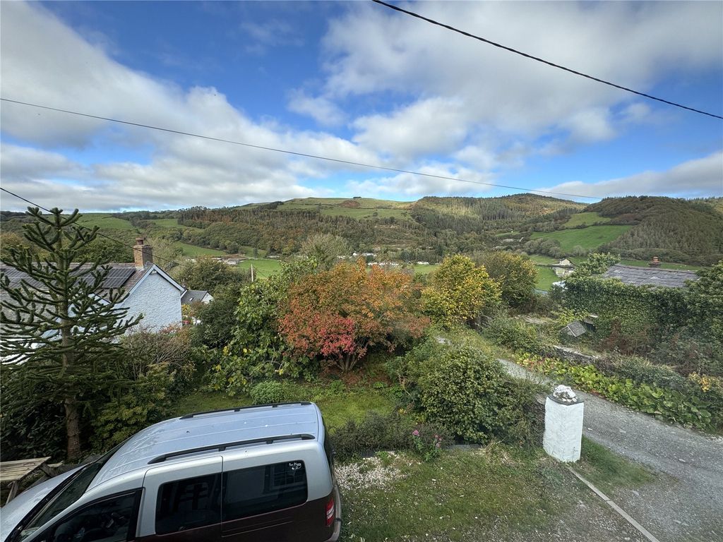 Property photo 2 of 14 Picture No. 18