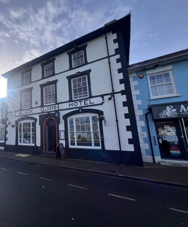 Property photo 1 of 36