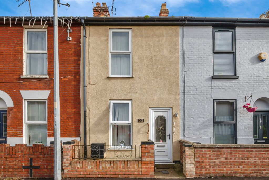 Property photo 2 of 17