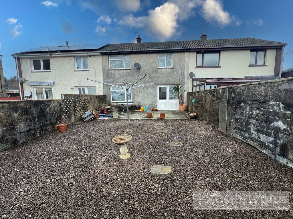 Property photo 1 of 14 Picture No. 13