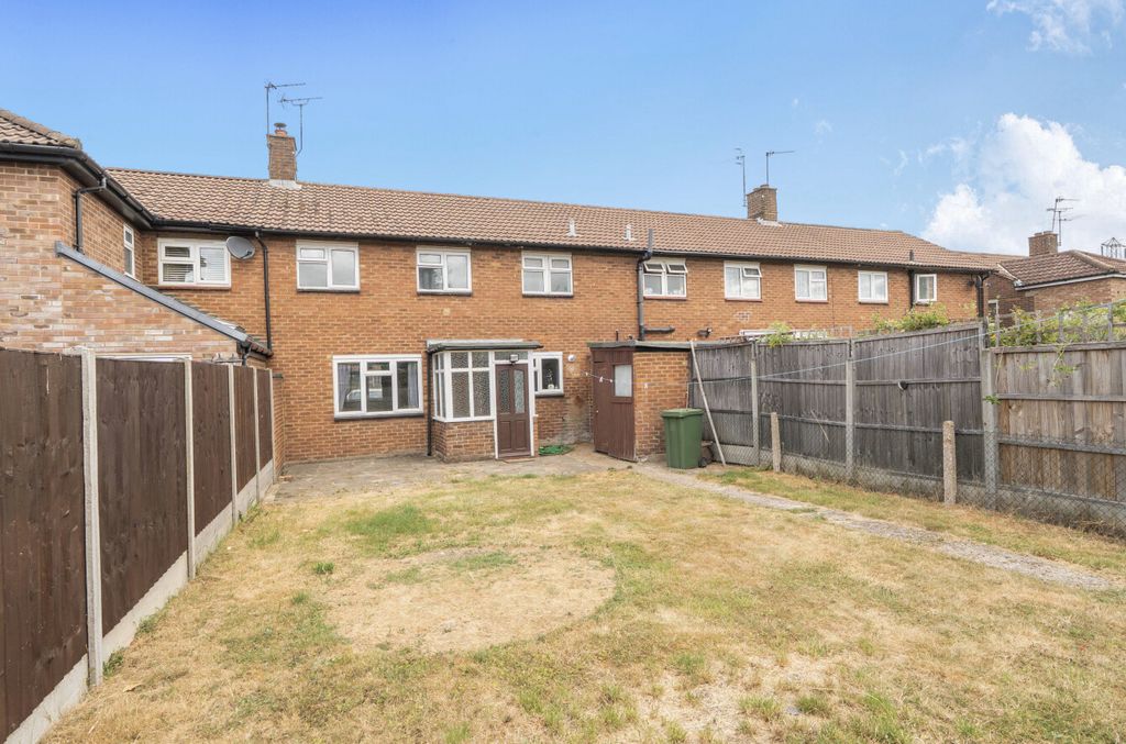 Property photo 2 of 13