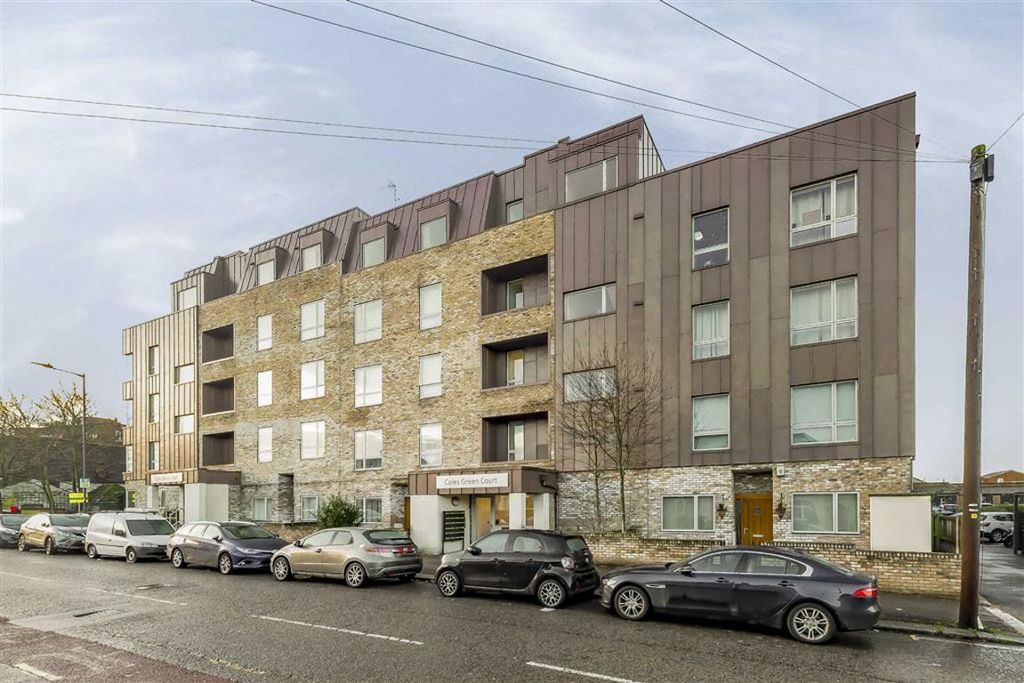 Property photo 1 of 8