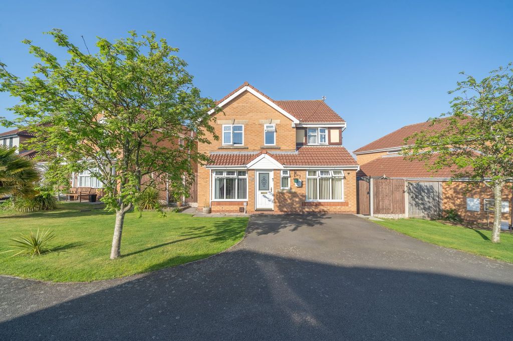 Property photo 1 of 27