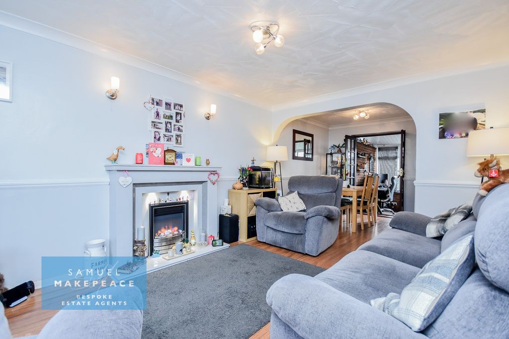 Property photo 3 of 24 Gallery