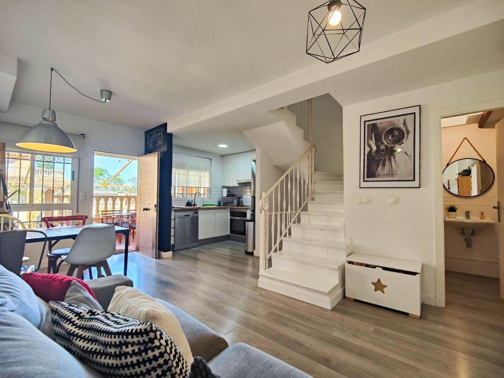 Property photo 1 of 50