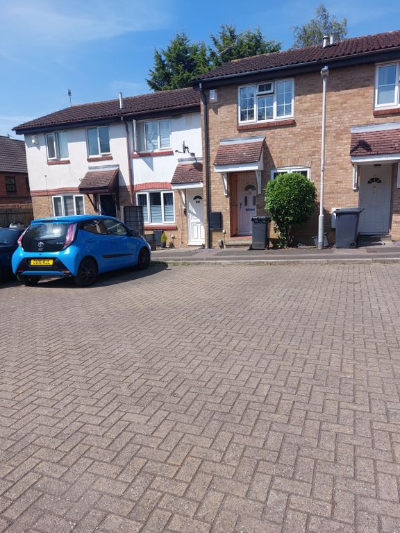 Property photo 1 of 13 2 Bedroom Terrace House