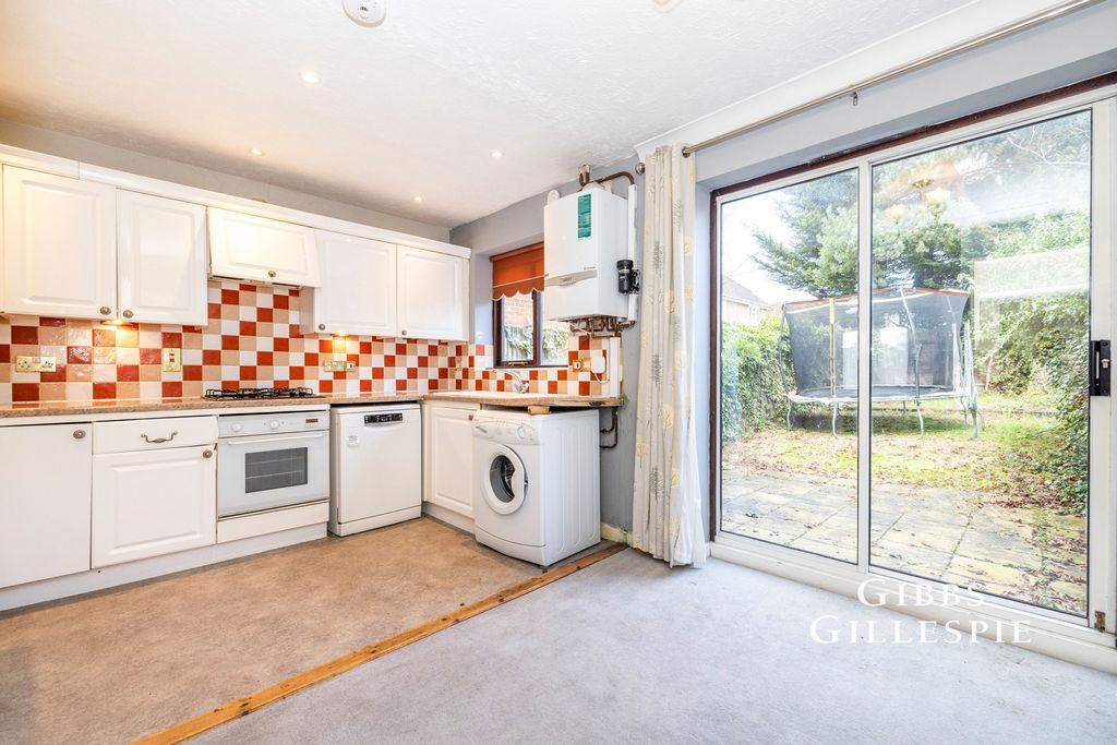 Property photo 3 of 17 Pbox-Img.Jpg