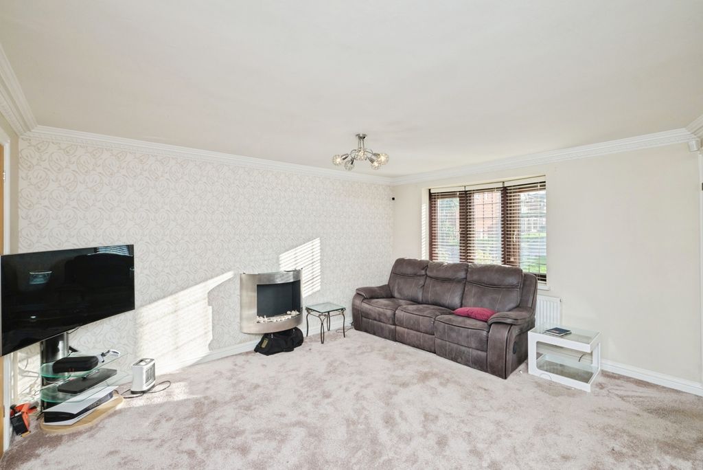 Property photo 2 of 26 Photo