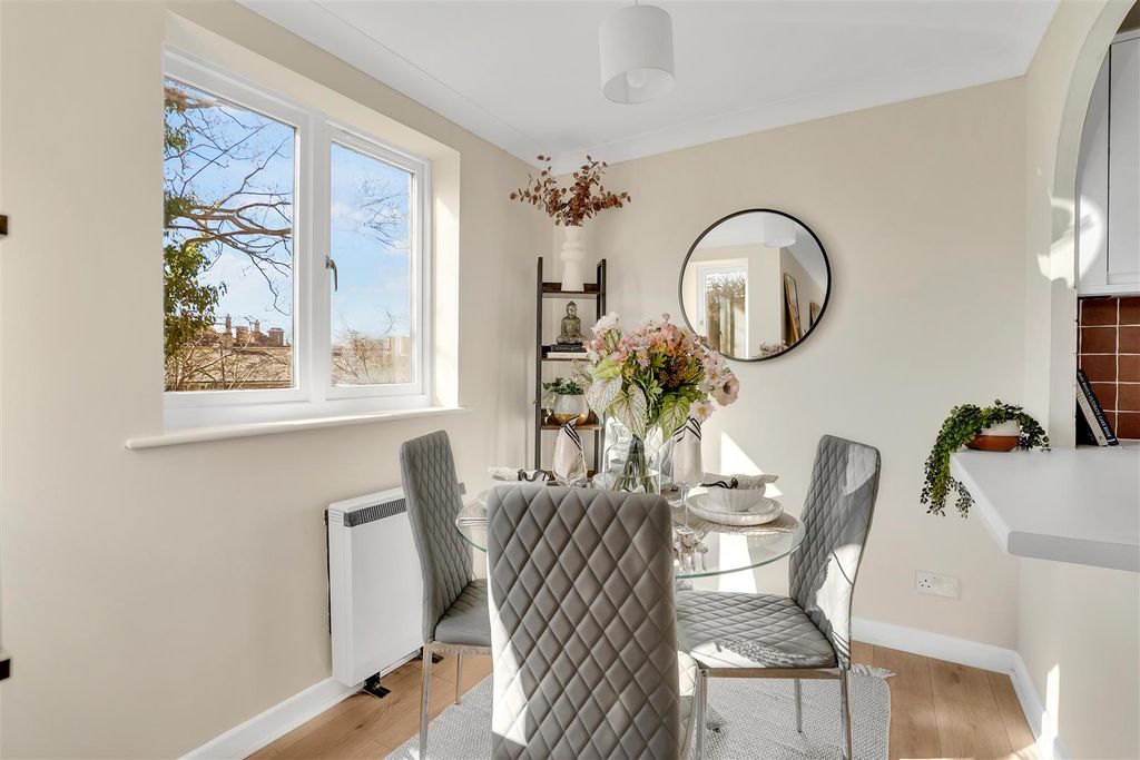 Property photo 3 of 9 Dsc06382.Jpg