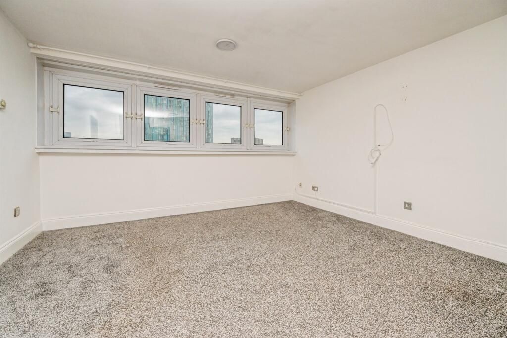 Property photo 2 of 10 Image