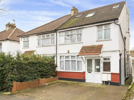 Property photo 2 of 10