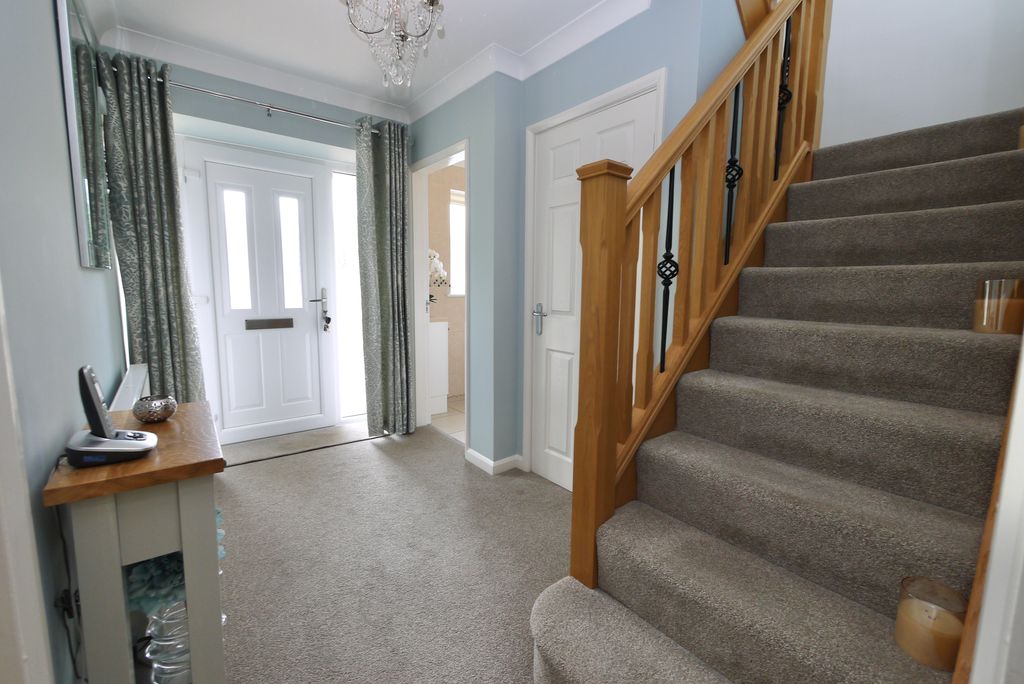 Property photo 3 of 25 12