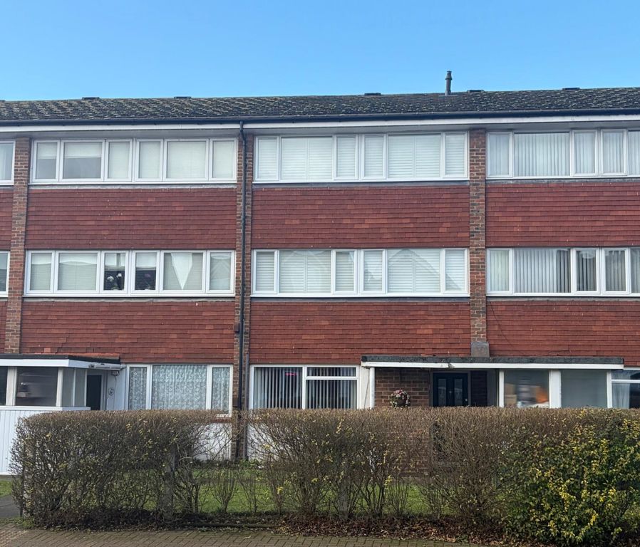 Property photo 1 of 6 Front