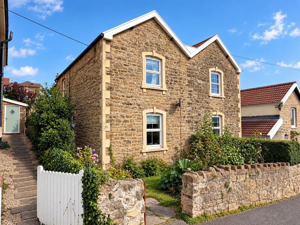 Property photo 1 of 15