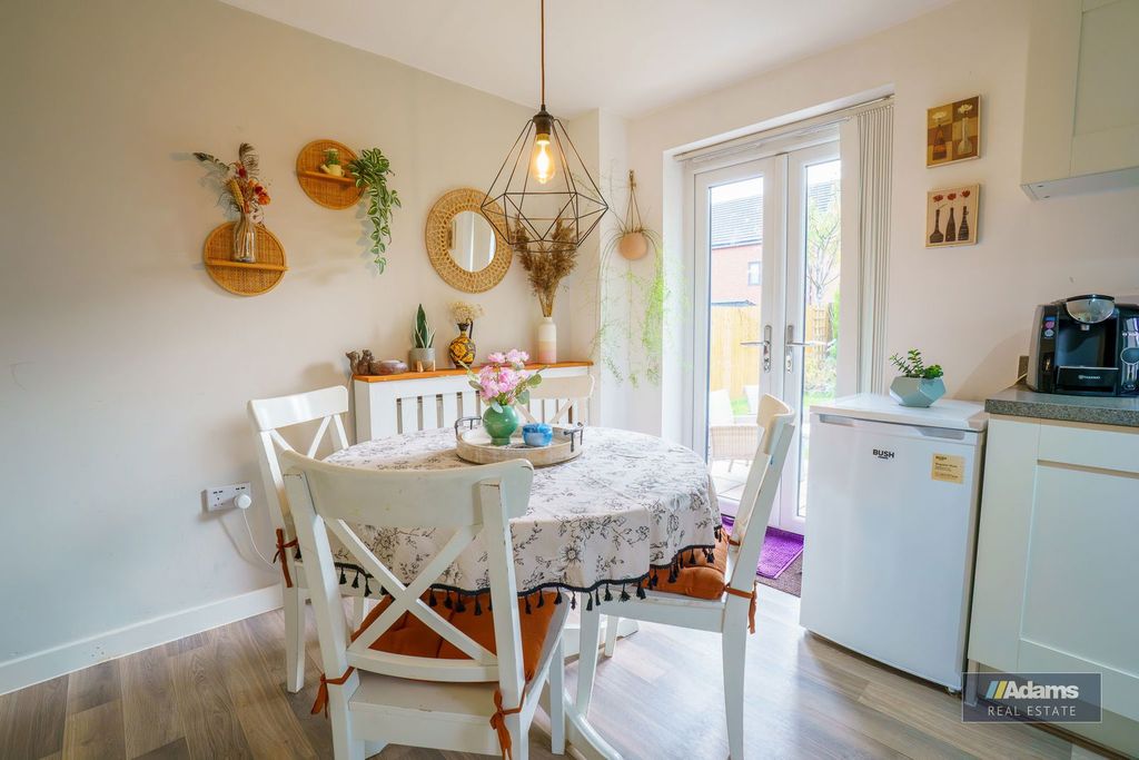 Property photo 3 of 30