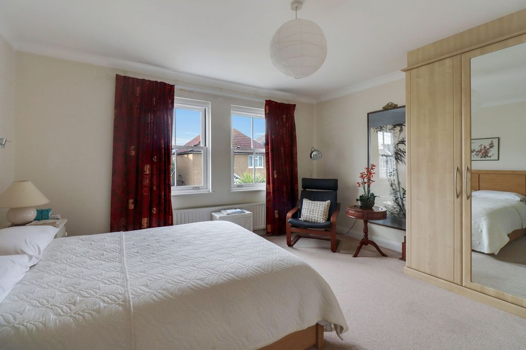 Additional image 19 of 4 bed detached house for salePemberton Road, East Molesey KT8