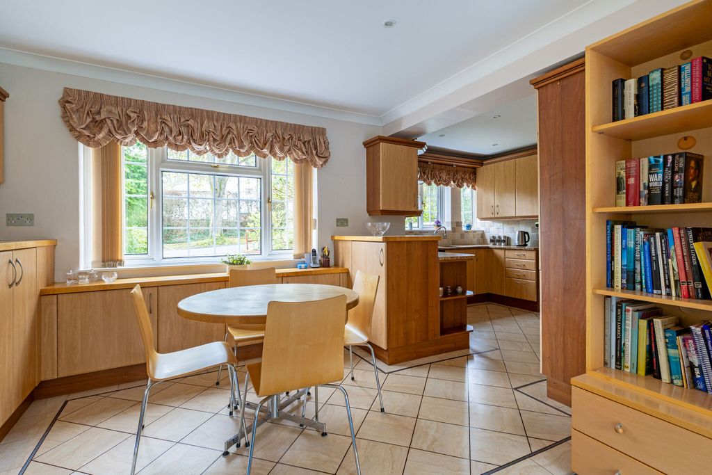 Additional image 10 of 5 bed detached house for saleStockton Avenue, Fleet GU51