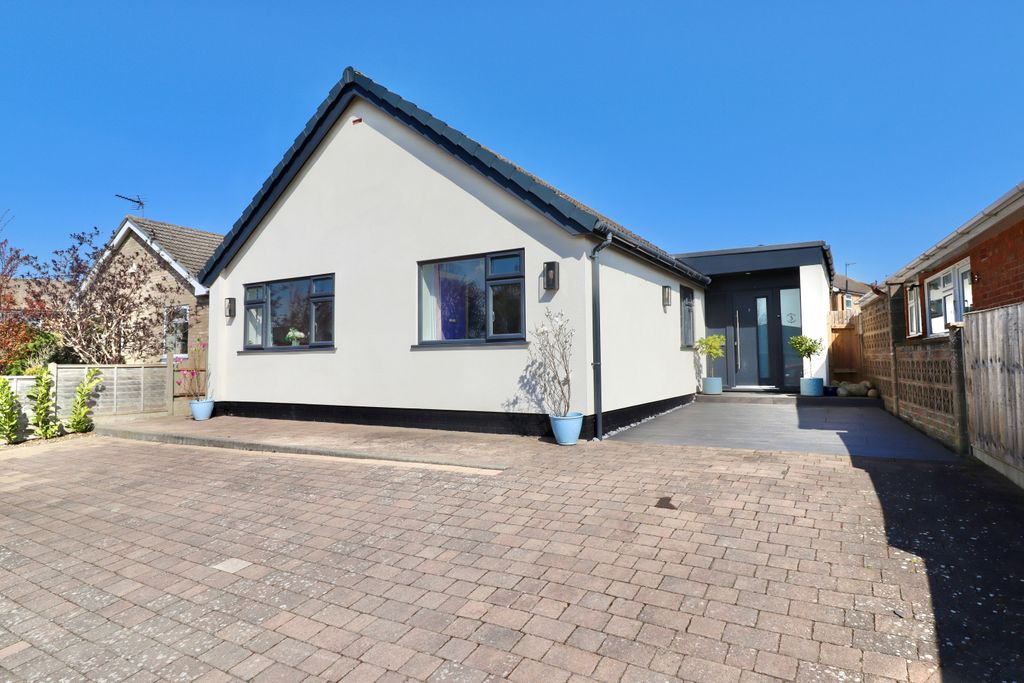 Property photo 1 of 24 Img_1329