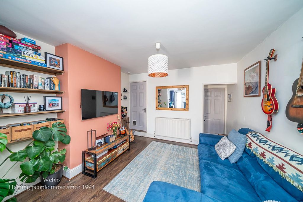 Property photo 3 of 25 Webbs-5.Jpg