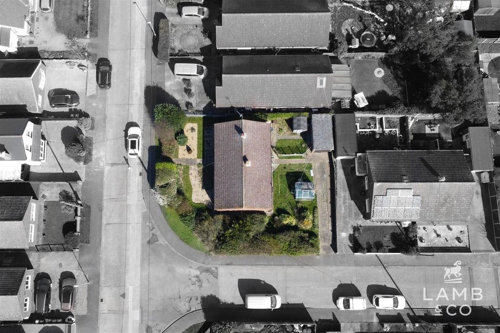 Property photo 2 of 14