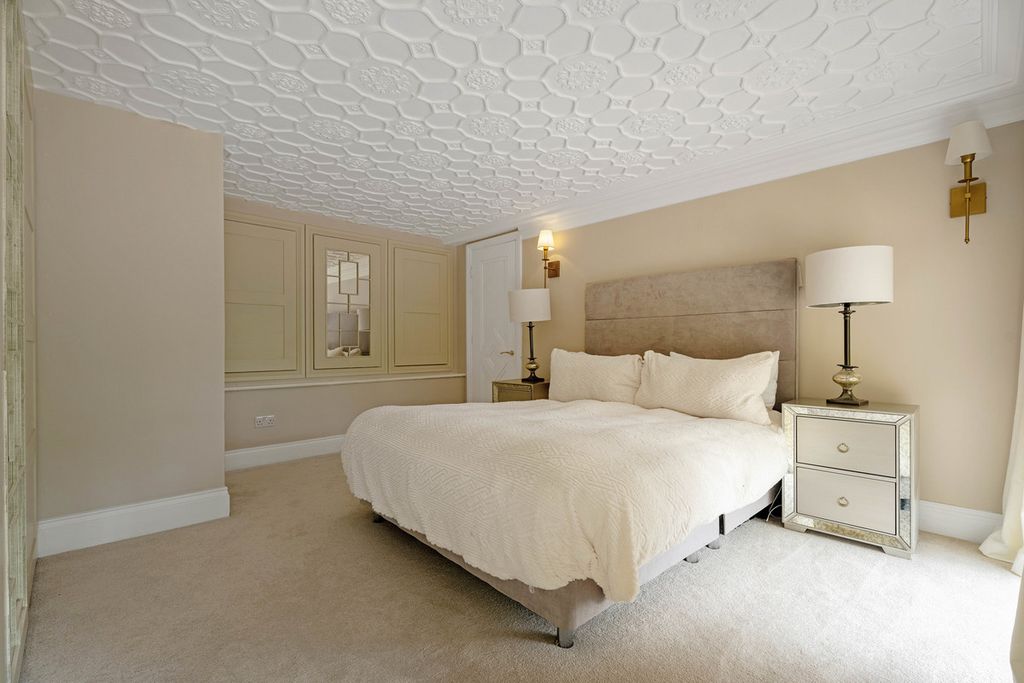 Additional image 5 of 2 bed flat for saleCopps Road Leamington Spa, Warwickshire CV32