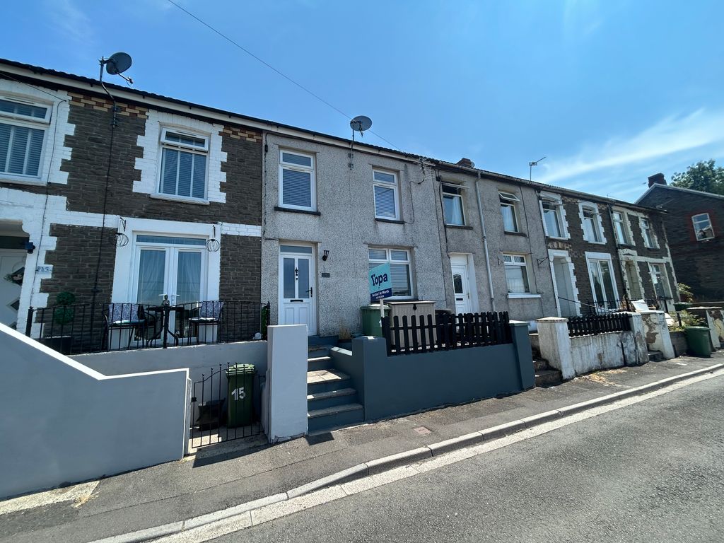 Property photo 1 of 19 Img_2484